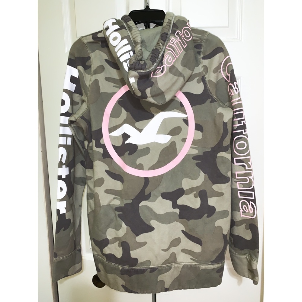 Hollister Camo Hoodie!